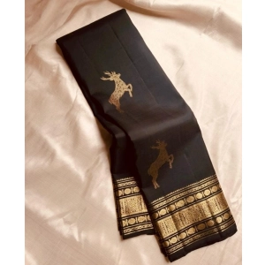 Generic Women's Silk Printed Saree With Unstitched Blouse 5.5Mtr (Black)