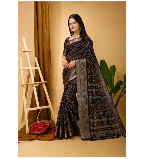 Women's Soft Dola Cotton Kalamkari Printed Saree With Unstitched Blouse 5.5Mtr (Black)