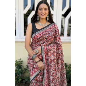 Generic Women's Cotton Ajrakh Printed Saree With Unstitched Blouse 5.5Mtr (Multicolor)