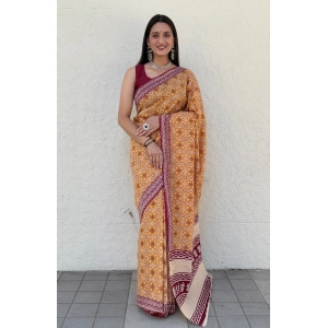 Generic Women's Cotton Ajrakh Printed Saree With Unstitched Blouse 5.5Mtr (Mustard)