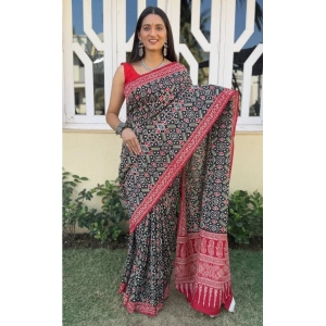 Generic Women's Cotton Ajrakh Printed Saree With Unstitched Blouse 5.5Mtr (Black)