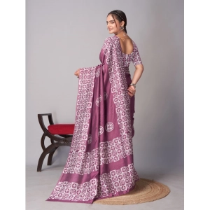 Generic Women's Chanderi Cotton Batik Printed Saree With Unstitched Blouse 5.5Mtr (Wine)