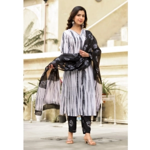 Generic Women's Cotton Printed 3-4 th Sleeve V Neck Kurti With Pant Dupatta Set (Black)