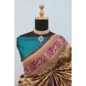 Generic Women's Banarasi Printed Saree With Unstitched Blouse 5.5Mtr (Purple)