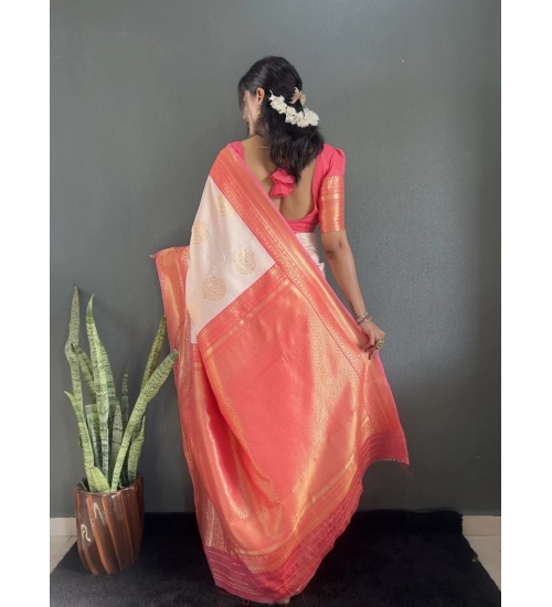 Women's Silk Blend Woven Kanjivaram Saree With Unstitched Blouse (5.5Mtr, Peach)