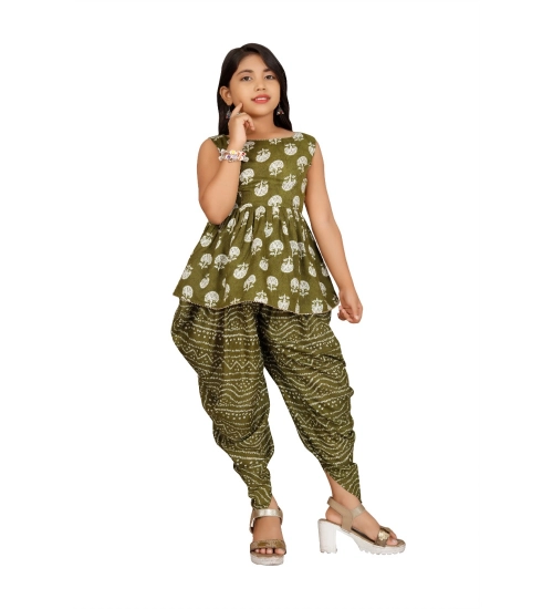 Girl's Cotton Rayon Printed Top And Dhoti With Dupatta Set (Green)