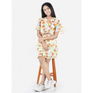 Generic Girl's Polyester Printed Short Sleeve V-Neck Dress (Yellow-Orange)