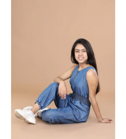 Girl's Denim Solid Shoulder Straps V-Neck Dress (Blue)