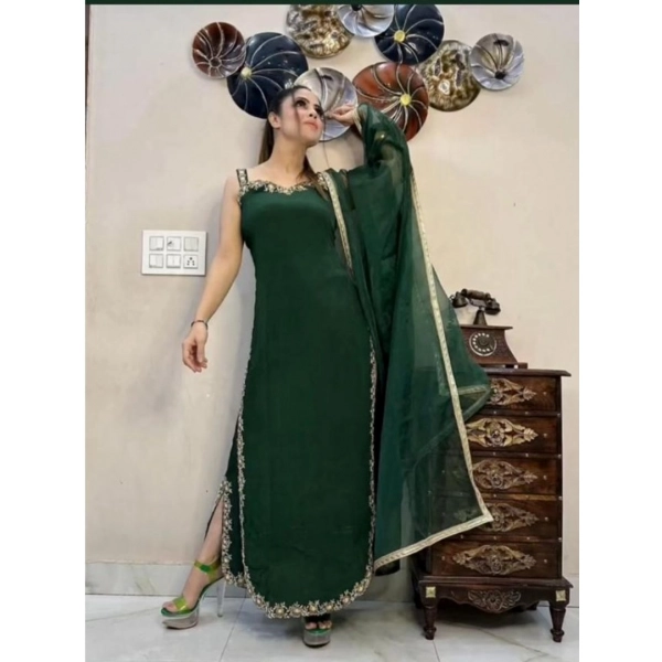 Dropship Women's Georgette Embroidery Sleeveless Round Neck Kurti, Palazzo And Dupatta Set (Green)