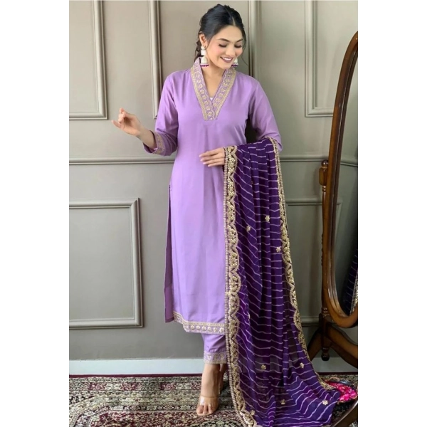 Dropship Women's Roman Silk Embroidery 3-4th Sleeve V-Neck Kurti With Pant Dupatta Set (Lavender)