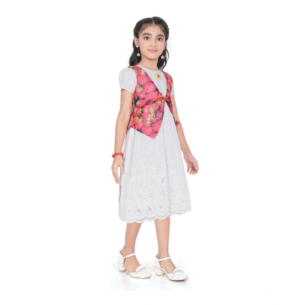 Girl's Heavy Chicken Printed Short Sleeve Round Neck Dress (White)