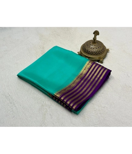 Women's Crepe Chit Pallu Solid Saree With Unstitched Blouse 5.5Mtr (Sky Blue)