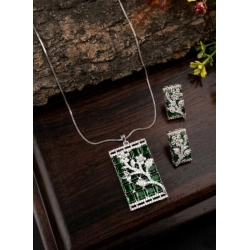 Women's Brass Silver Plated Pendant Set (Green)