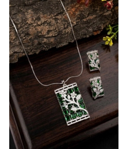 Women's Brass Silver Plated Pendant Set (Green)