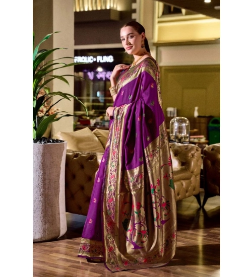 Women's Silk Blend Zari Woven Saree With Unstitched Blouse 5.5Mtr (Purple)