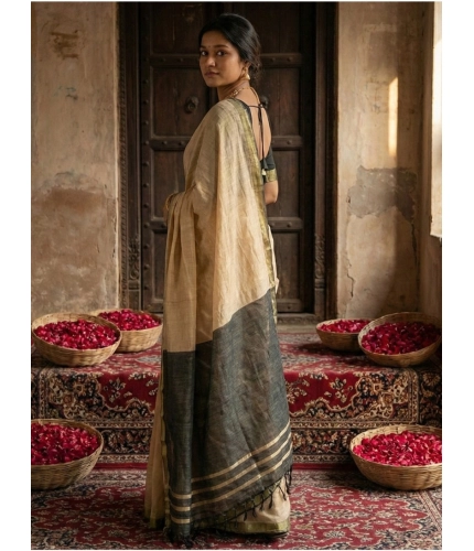 Women's Cotton Printed Saree With Unstitched Blouse 5.5Mtr (Beige) Women's Cotton Printed Saree With Unstitched Blouse 5.5Mtr (Beige)