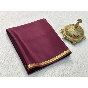Generic Women's Crepe Chit Pallu Solid Saree With Unstitched Blouse 5.5Mtr (Brown)