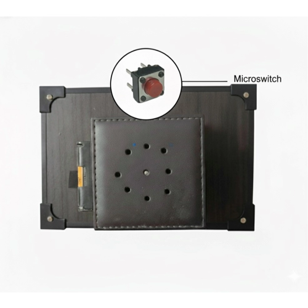 Wooden Macca Madina Haj Table Top "Allah Hu Akbar" Player (Multicolor)