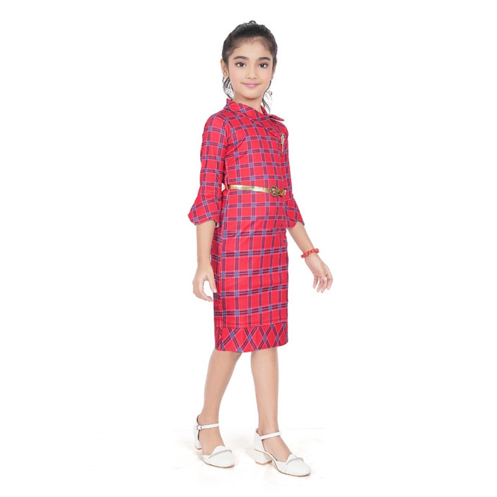 Girl's Knitted Printed 3/4 th Sleeve Close Neck Dress (Pink)