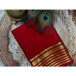 Women's Crepe Chit Pallu Solid Saree With Unstitched Blouse 5.5Mtr (Red)
