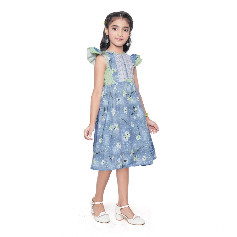 Girl's Twill Printed Short Sleeve Round Neck Dress (Green) Girl's Twill Printed Short Sleeve Round Neck Dress (Green)