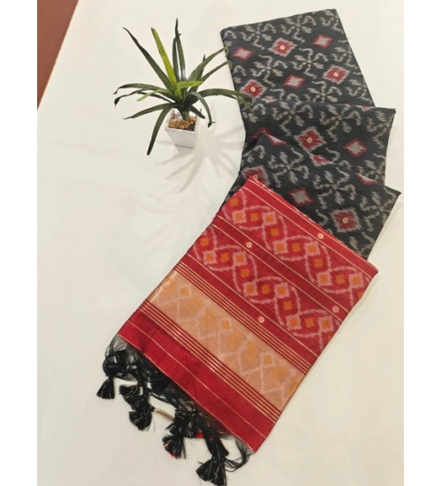 Women's Raw Silk Ikkat Saree With Unstitched Blouse 5.5Mtr (Black)