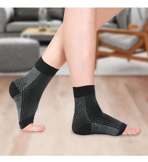 3_Pair Set Unisex Casual Cotton Printed Ankle Length Support Socks (Multicolor) 3_Pair Set Unisex Casual Cotton Printed Ankle Length Support Socks (Multicolor)