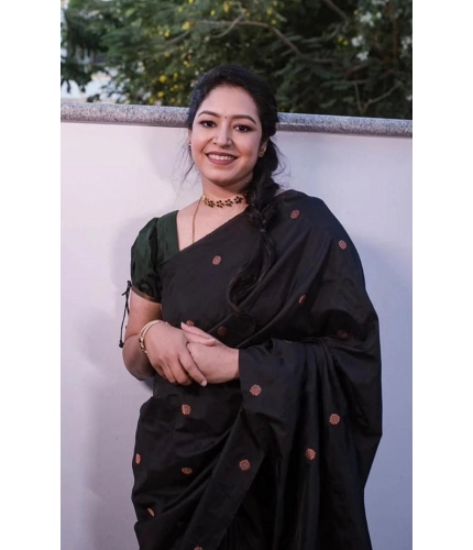 Women's Litchi silk Printed Saree With Unstitched Blouse (Black) Women's Litchi silk Printed Saree With Unstitched Blouse (Black)