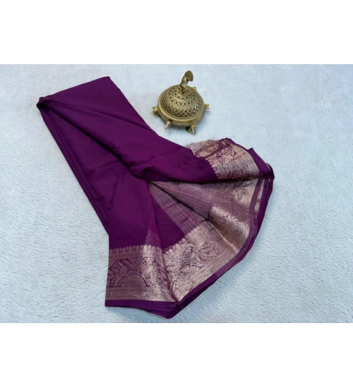 Women's Crepe Chit Pallu Solid Saree With Unstitched Blouse 5.5Mtr (Purple)