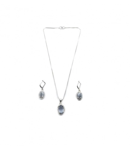 Women's Brass Silver Plated Pendant Set (Grey)