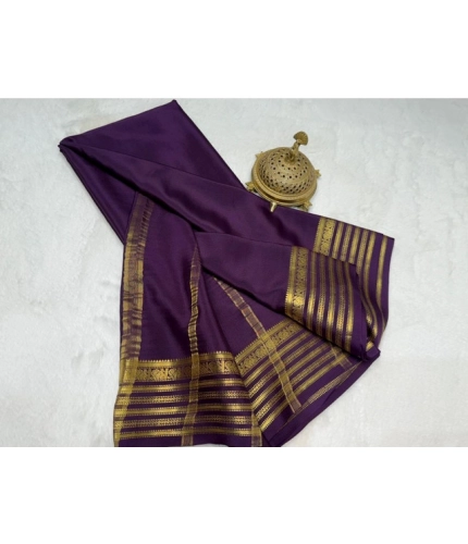 Women's Crepe Chit Pallu Solid Saree With Unstitched Blouse 5.5Mtr (Dark Purple) Women's Crepe Chit Pallu Solid Saree With Unstitched Blouse 5.5Mtr (Dark Purple)