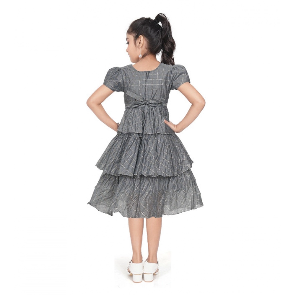 Girl's Artificial Silk Striped Short Sleeve V Neck Dress (Grey)