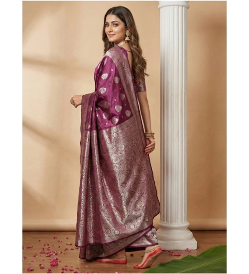 Women's Silk Blend Printed Saree With Unstitched Blouse 5.5Mtr (Purple) Women's Silk Blend Printed Saree With Unstitched Blouse 5.5Mtr (Purple)