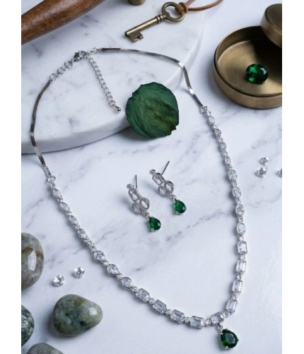 Women's Brass Silver Plated Necklace set (Green)