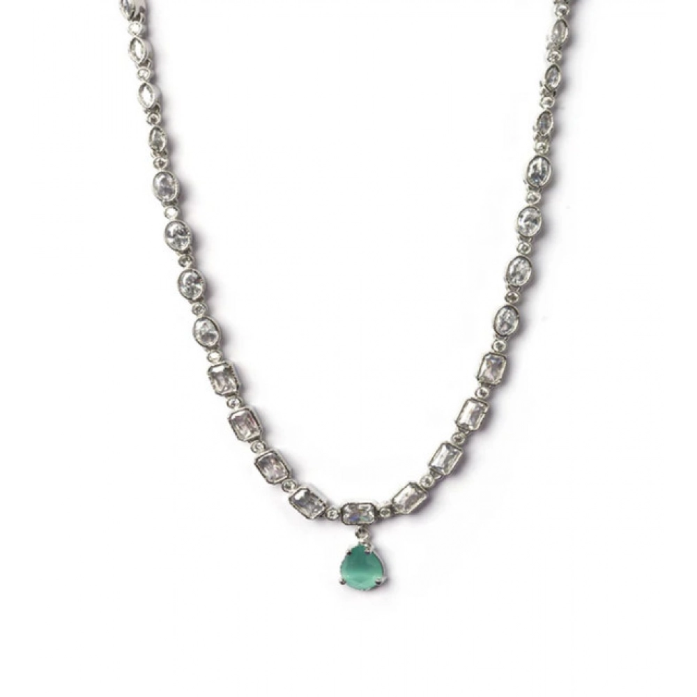Women's Brass Silver Plated Necklace set (Turquoise) Women's Brass Silver Plated Necklace set (Turquoise)