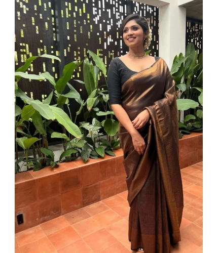 Women's Litchi silk Printed Saree With Unstitched Blouse (Gold)