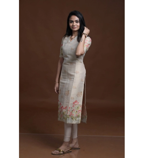 Women's Silk Printed Kurti (Golden) Women's Silk Printed Kurti (Golden)