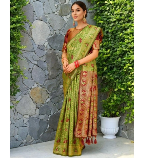 Women's Silk Blend Woven Paithani Saree With Unstitched Blouse 5.5Mtr (Light Green)