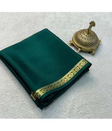 Women's Crepe Chit Pallu Solid Saree With Unstitched Blouse 5.5Mtr (Green)