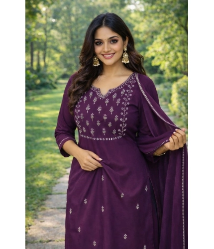 Women's Georgette Ethnic Motif Round 3/4th Sleeve Kurti With Pant Dupatta Set (Magenta)