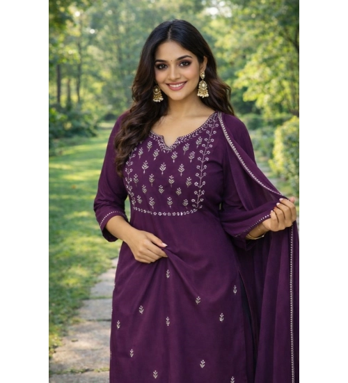 Women's Georgette Ethnic Motif Round 3/4th Sleeve Kurti With Pant Dupatta Set (Magenta)