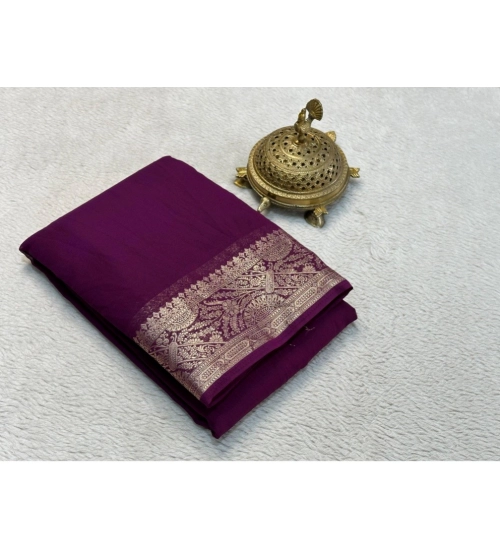 Women's Crepe Chit Pallu Solid Saree With Unstitched Blouse 5.5Mtr (Purple)