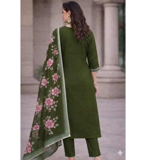 Women's Chanderi Silk Ethnic Motif V-Neck 3/4th Sleeve Kurti With Pant Dupatta Set (Mahendi)