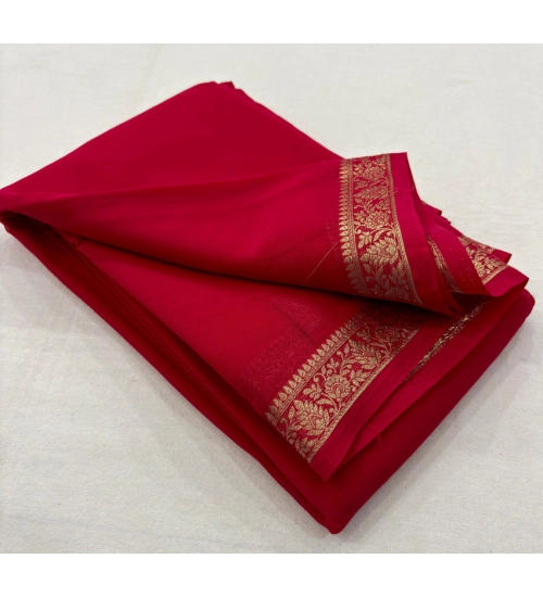 Women's Crepe Chit Pallu Solid Saree With Unstitched Blouse 5.5Mtr (Red)