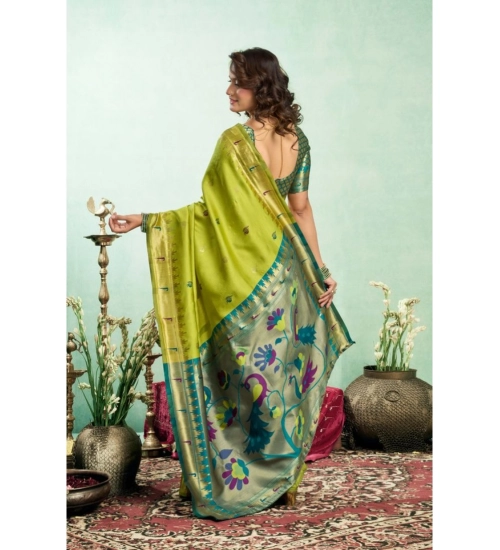 Women's Silk Blend Woven Saree With Unstitched Blouse 5.5 Mtr (Lime) Women's Silk Blend Woven Saree With Unstitched Blouse 5.5 Mtr (Lime)