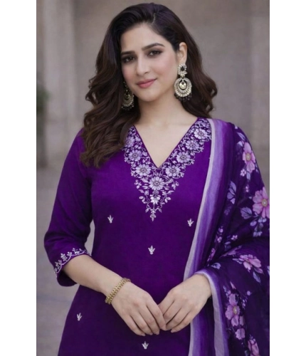 Women's Chanderi Silk Ethnic Motif V-Neck 3/4th Sleeve Kurti With Pant Dupatta Set (Purple)