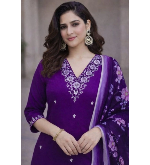 Women's Chanderi Silk Ethnic Motif V-Neck 3/4th Sleeve Kurti With Pant Dupatta Set (Purple)