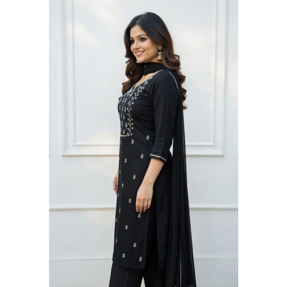 Women's Georgette Ethnic Motif Round 3/4th Sleeve Kurti With Pant Dupatta Set (Black)
