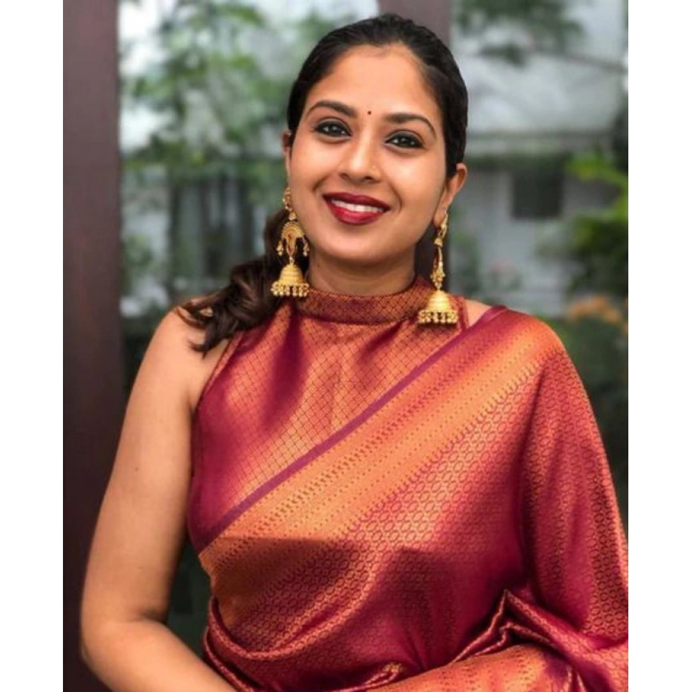 Women's Litchi silk Printed Saree With Unstitched Blouse (Red) Women's Litchi silk Printed Saree With Unstitched Blouse (Red)