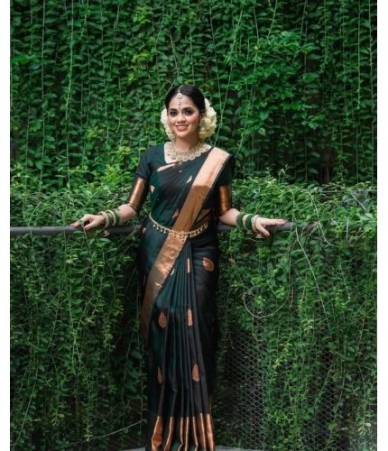 Women's Litchi silk Printed Saree With Unstitched Blouse (Green) Women's Litchi silk Printed Saree With Unstitched Blouse (Green)